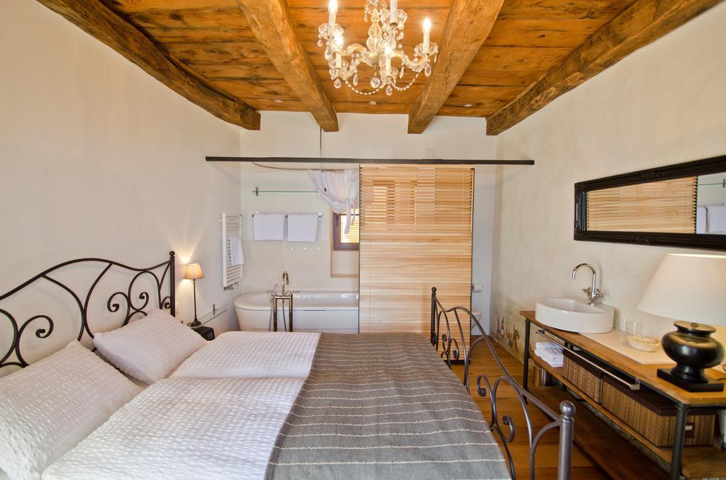 Case Di Sotto, House & Breakfast Muralto Quarto foto