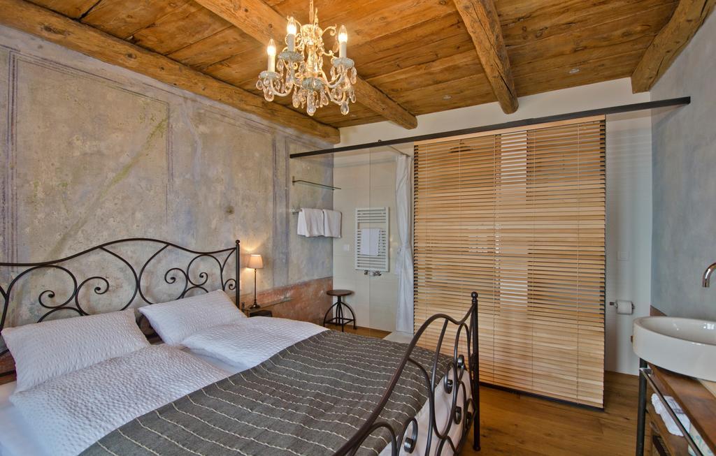 Case Di Sotto, House & Breakfast Muralto Quarto foto